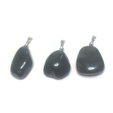 Hematit přívěsek přírodní kámen 2,2 cm 1 kus, kámen zdravé krve