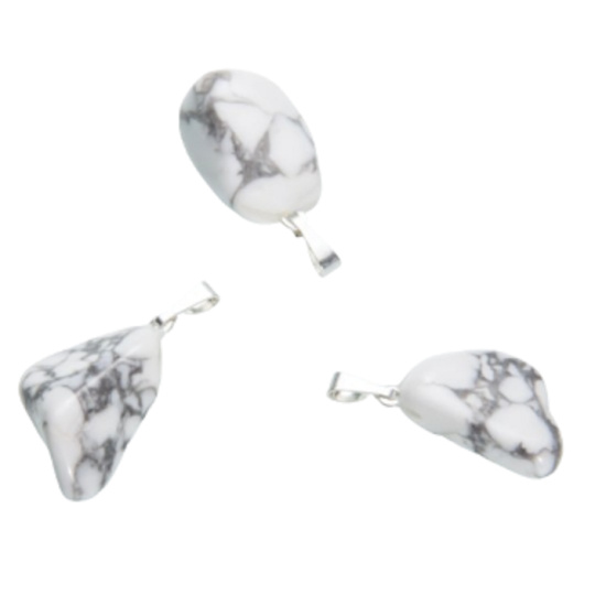 Magnezyt / Howlit biały Troml wisiorek naturalny kamień, 2,2-3 cm, 1 sztuka, oczyszczony kamień