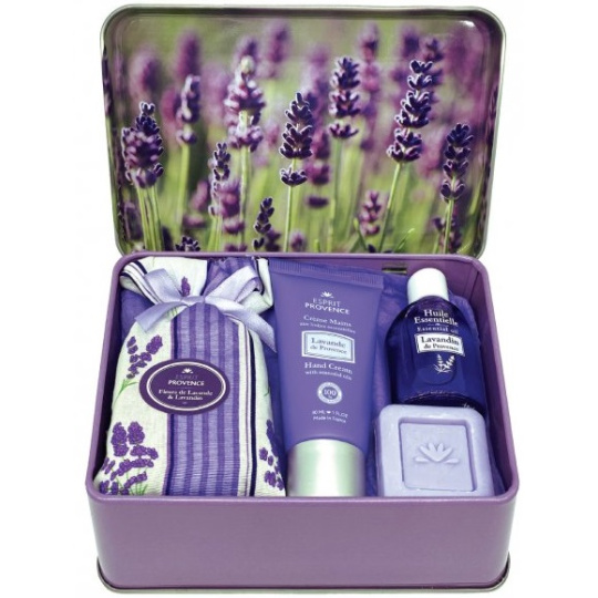 Esprit Levandule vonný pytlík + esenciální olej 12 ml + krém na ruce 30 ml + toaletní mýdlo 60 g + plechová krabička, kosmetická sada pro ženy Esprit Levandule vonný pytlík + esenciální olej 12 ml + krém na ruce 30 ml + toaletní mýdlo 60 g + plechová krabička, kosmetická sada pro ženy