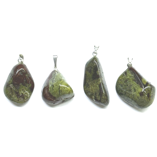 Epidot Troml přívěsek přírodní kámen M, cca 3,5 cm 1 kus, kámen pro léčení srdce