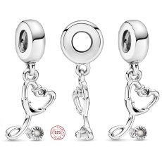 Zawieszka ze srebra 925 Stetoskop Serce, element do bransoletki z pasją