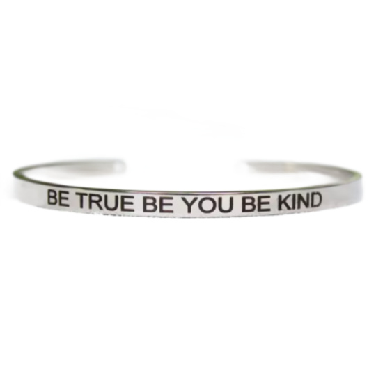 Nierdzewna stalowa ramka srebrna z grawerowaniem Bądź prawdziwy..., otwarta mankiet, 4 mm