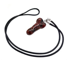 Obsidian červený Penis amulet pro plodnost, přívěsek přírodní kámen ručně broušený 3 cm, kámen záchrany