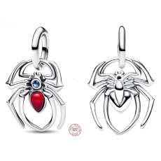 Charm Sterlingové stříbro 925 Pavouk s rubínovým srdcem – symbol odvahy a síly, přívěsek na náramek zvíře