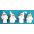 Anděl v bílém kožíšku na zavěšení 10 cm, 1 figurka