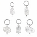 Křemen – mini přívěsek z přírodního kamene cca 0,8–1,2 cm | Talisman stability a harmonie