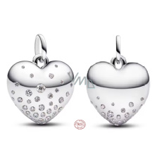 Charm Sterlingové stříbro 925 Srdce poseté zirkony, symbol lásky a elegance, přívěsek na náramek láska Charm Sterlingové stříbro 925 Srdce poseté zirkony, symbol lásky a elegance, přívěsek na náramek láska