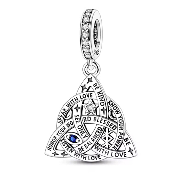 Charm Trojitý uzel – Láska, laskavost a vnitřní síla | Přívěsek na náramek, symbol