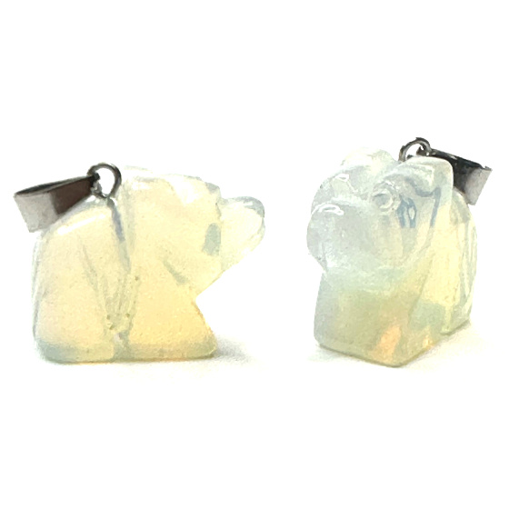 Opalit Medvěd přívěsek, syntetický kámen ručně broušená figurka 1,8 x 2,5 x 8 mm, kámen přání a naděje