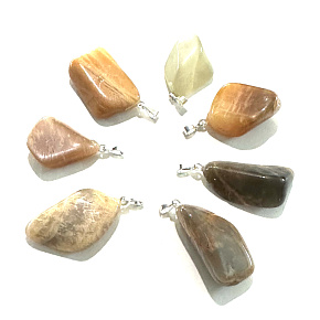 Měsíční kámen Troml přívěsek přírodní kámen M 3-3,5 cm, 1 kus, AA kvalita, kámen osudu