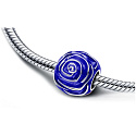 Charm Modrá růže v květu, korálek na náramek květina