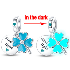 Charm Čtyřlístek pro štěstí, 2v1 zářící ve tmě luminozní přívěsek na náramek příroda