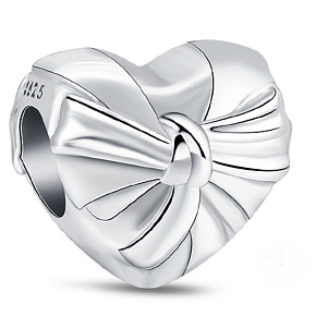 Charm Srdce s oslnivou mašlí, korálek na náramek láska
