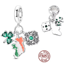 Charm Irsko – Den svatého Patrika, houpající se mapa, trojlístek a keltský uzel, 3v1 přívěsek na náramek cestování Charm Irsko – Den svatého Patrika, houpající se mapa, trojlístek a keltský uzel, 3v1 přívěsek na náramek cestování