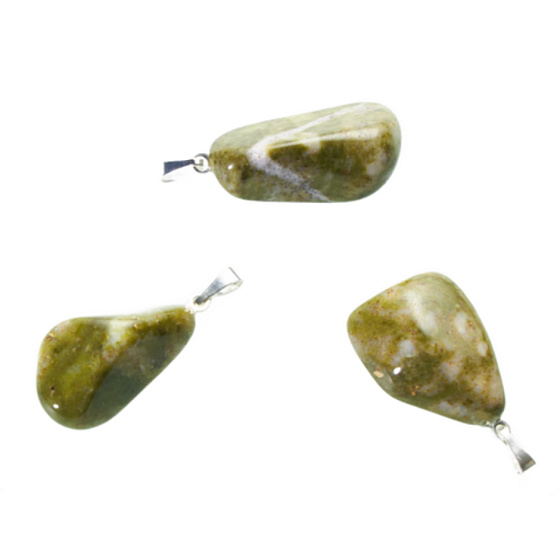 Epidot Troml přívěsek přírodní kámen, M cca 3,5 cm, 1 kus, kámen pro léčení srdce