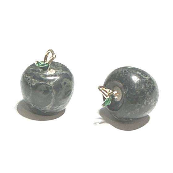 Serpentin Jablko poznání přívěsek, přírodní kámen 2,7 x 15 mm, kámen léčitelů