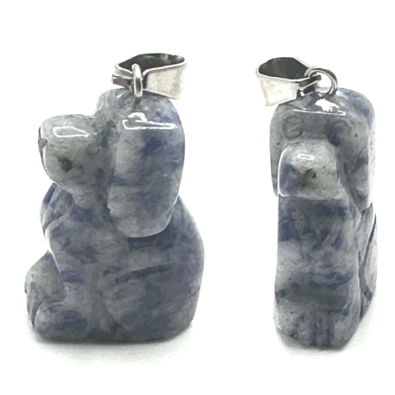 Sodalit Pes přívěsek přírodní kámen, ručně broušená figurka 1,8 x 2,5 x 8 mm, kámen komunikace