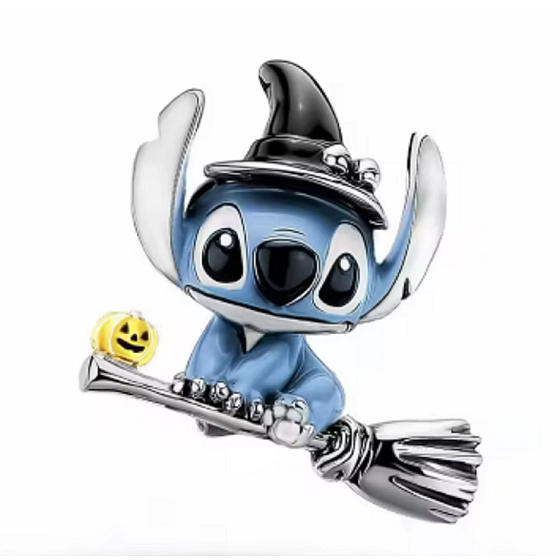 Charm Disney Lilo & Stitch – halloweenský Stitch na koštěti | přívěsek na náramek, film