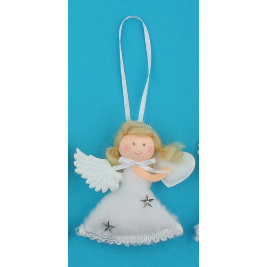 Anděl plyšový stříbrný srdce na zavěšení 10 cm