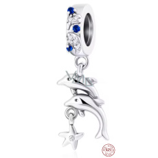 Charm Sterlingové stříbro 925 Delfíni s hvězdicí, symbol svobody a radosti z moře, přívěsek na náramek zvíře