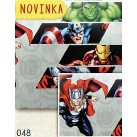 Nekupto Dárkový balicí papír 70 x 200 cm Vánoční Avengers 1 role BLI 048