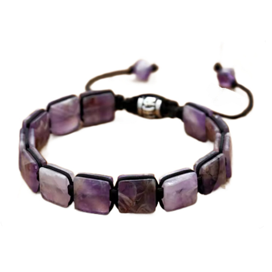 Pletený náramek z přírodního ametystu – rozměry kamenů 10 x 10 x 5 mm, délka 18,5 cm, posuvné zapínání, kámen králů a biskupů.