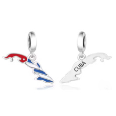 Charm Cuba vlajka - houpající se mapa, přívěsek na náramek cestování