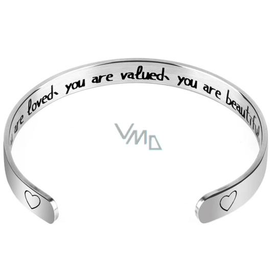 Nerezová ocel náramek stříbrný s gravírováním Jsi milován..., otevřená manžeta, 2,5 mm Nerezová ocel náramek stříbrný s gravírováním Jsi milován..., otevřená manžeta, 2,5 mm