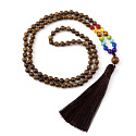 108 Mala 7 čakrový náhrdelník, dřevěné korálky meditační růženec, střapec 8,5 cm, korálek 6 mm