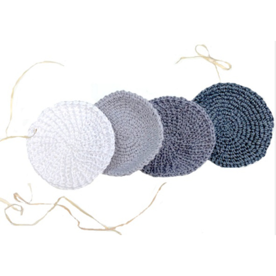Bavlněné znovupoužitelné odličovací tampónky – ručně háčkované, světle šedý 7,5 - 8 cm 1 kus