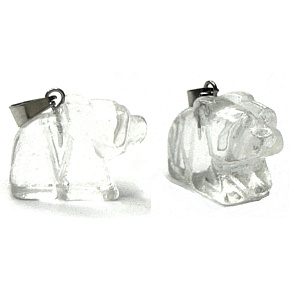 Křišťál Medvěd přívěsek přírodní kámen, ručně broušená figurka 1,8 x 2,5 x 8 mm, kámen kamenů