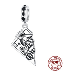 Charm Sterlingové stříbro 925 Královna karet – symbol hry, intuice a odvahy, přívěsek na náramek symbol Charm Sterlingové stříbro 925 Královna karet – symbol hry, intuice a odvahy, přívěsek na náramek symbol