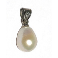 Perla bílá přírodní přívěsek 1,1 cm 1 kus, symbol ženskosti, přináší obdiv