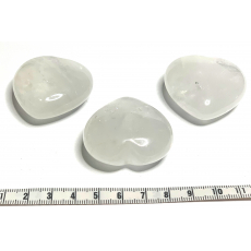 Křišťál Hmatka, léčivý drahokam ve tvaru srdce přírodní kámen 4 cm 1 kus