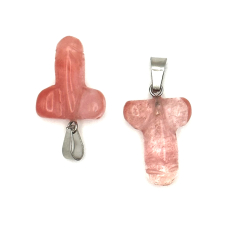 Křišťál růžový Penis pro štěstí, přívěsek ručně broušený cca 11 x 22 mm, kámen kamenů