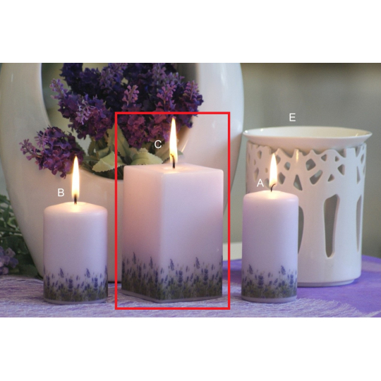 Lima Lavender vonná svíčka světle fialová hranol 65 x 120 mm 1 kus