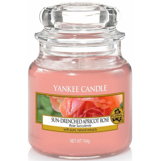 Yankee Candle Sun Drenched Apricot Rose - Vyšisovaná meruňková růže vonná svíčka Classic malá sklo 104 g
