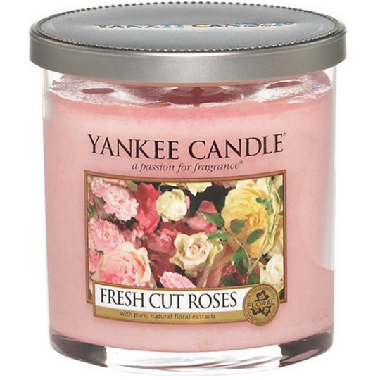 Yankee Candle Fresh Cut Roses - Čerstvě nařezané růže vonná svíčka Décor malá 198 g