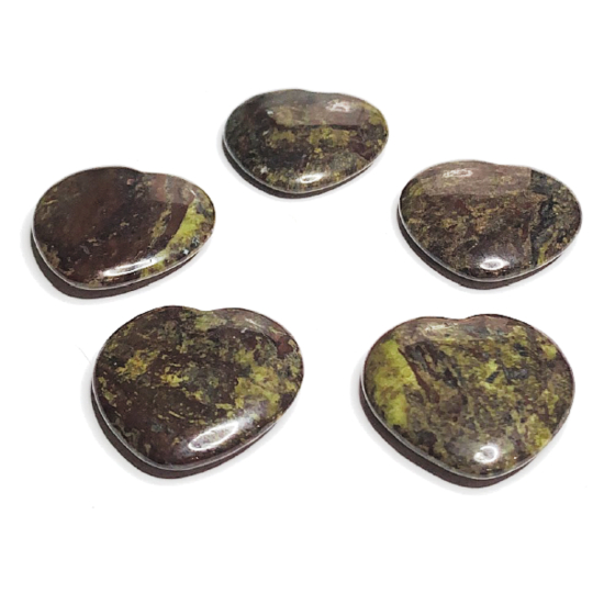 Epidot Hmatka, léčivý drahokam ve tvaru srdce přírodní kámen 3 cm 1 kus, kámen pro léčení srdce