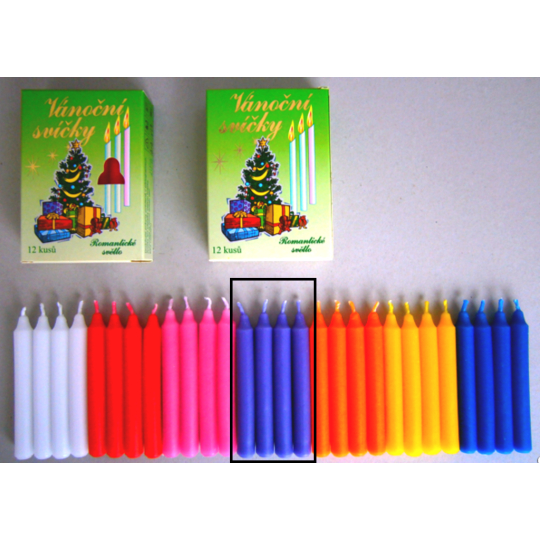 Romantické světlo Vánoční svíčky krabička hoření 90 minut fialové 12 kusů